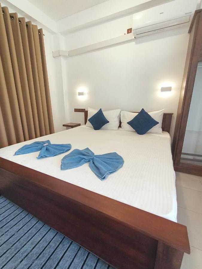 The Bamboo Tree Transit Hotel Katunayaka Buitenkant foto